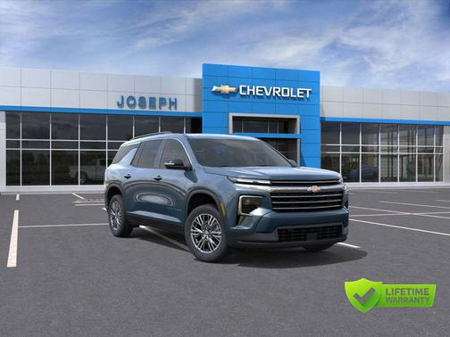 Lakeshore Blue Metallic 2026 Chevrolet Traverse LT