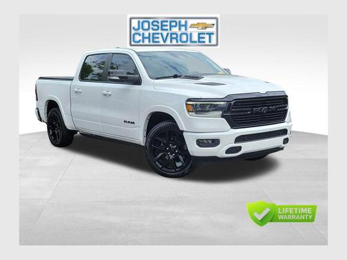 Bright White Clearcoat 2021 RAM 1500 Laramie