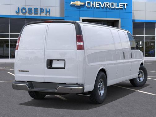 Summit White 2026 Chevrolet Express 2500 Work Van