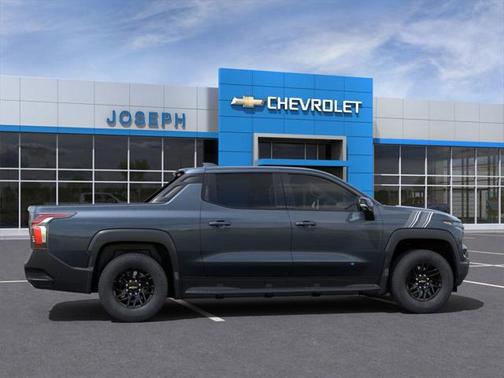 2025 Chevrolet Silverado EV LT