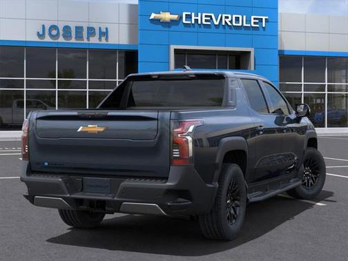 2025 Chevrolet Silverado EV LT