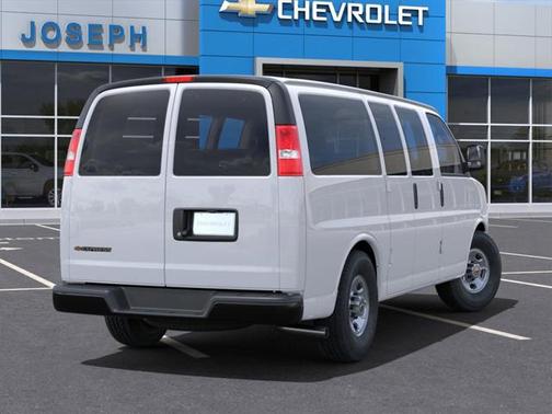 2025 Chevrolet Express 2500 LS