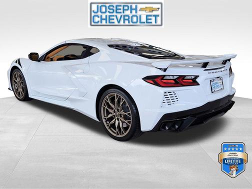 2025 Chevrolet Corvette Stingray w/3LT