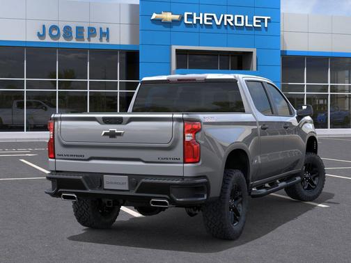 Sterling Gray Metallic 2026 Chevrolet Silverado 1500 Custom Trail Boss