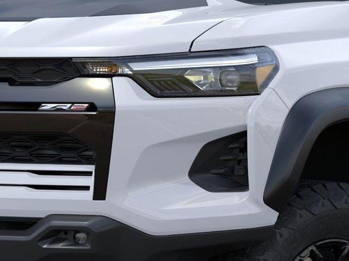 Summit White 2026 Chevrolet Colorado ZR2