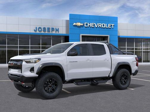 Summit White 2026 Chevrolet Colorado ZR2