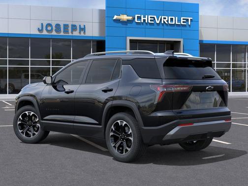 Mosaic Black Metallic 2026 Chevrolet Equinox 1LT