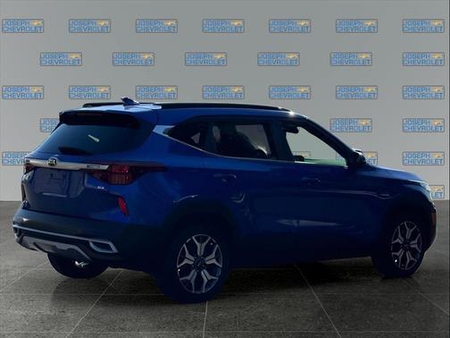2021 Kia Seltos EX
