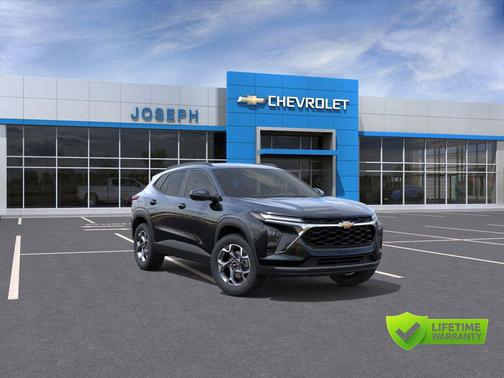 Mosaic Black Metallic 2026 Chevrolet Trax LT