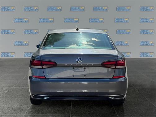 2021 Volkswagen Passat 2.0T SE