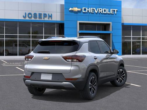 Sterling Gray Metallic 2026 Chevrolet Trailblazer LT