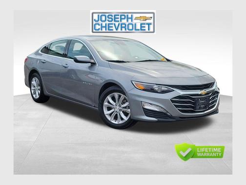 Sterling Gray Metallic 2024 Chevrolet Malibu FWD 1LT