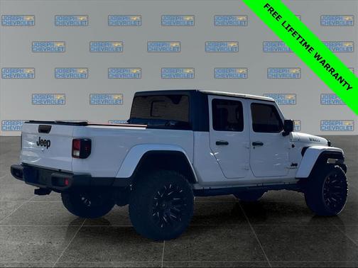 2021 Jeep Gladiator Willys 4x4