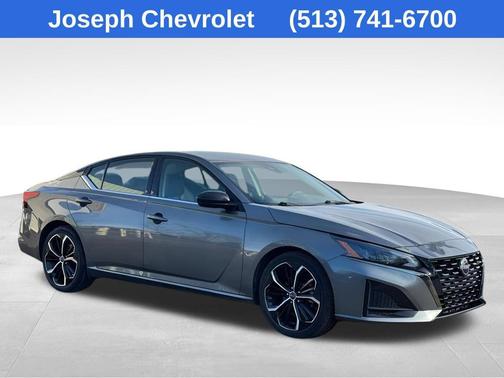 2024 Nissan Altima SR FWD