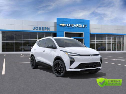 Summit White 2027 Chevrolet Bolt RS