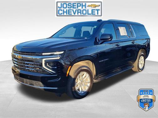 2025 Chevrolet Suburban LT