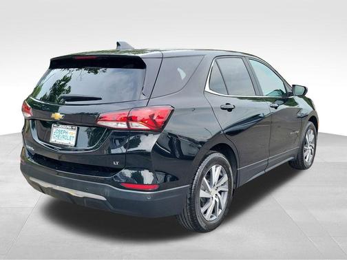Mosaic Black Metallic 2023 Chevrolet Equinox 1LT