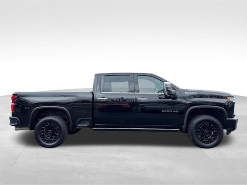 2022 Chevrolet Silverado 2500 High Country