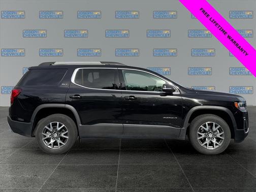 2023 GMC Acadia AWD SLT