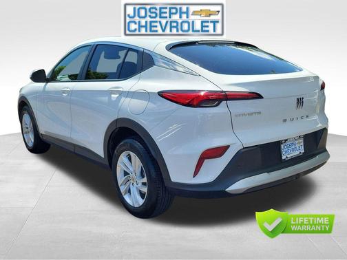 Summit White 2025 Buick Envista Preferred FWD