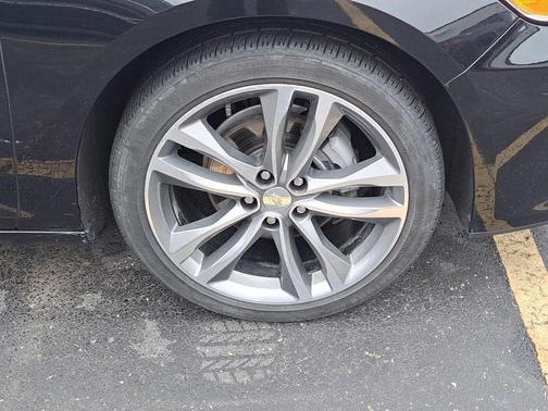 2024 Chevrolet Malibu FWD 2LT