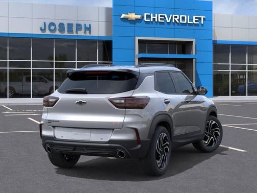 Sterling Gray Metallic 2026 Chevrolet Trailblazer RS