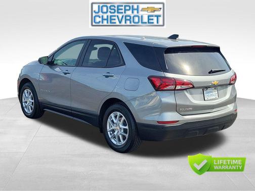Sterling Gray Metallic 2023 Chevrolet Equinox LS