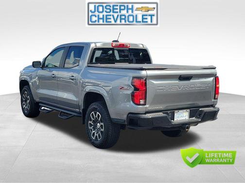 Sterling Gray Metallic 2023 Chevrolet Colorado Z71