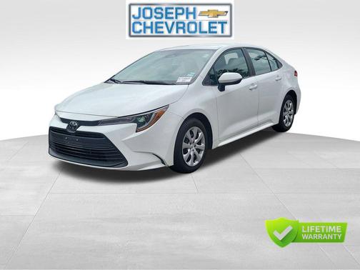 Ice Cap 2024 Toyota Corolla LE
