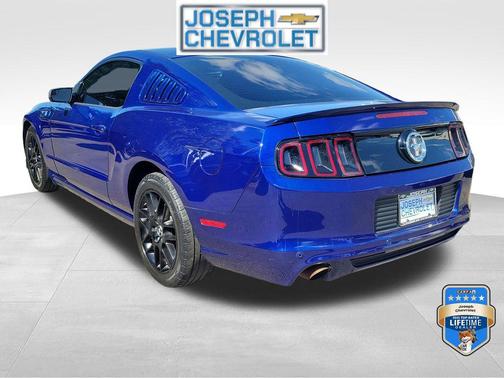 DEEP IMPACT BLUE 2014 Ford Mustang V6