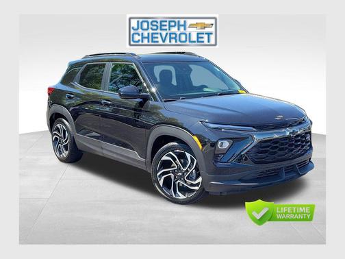 Mosaic Black Metallic 2025 Chevrolet Trailblazer RS