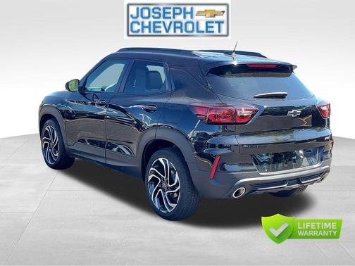 Mosaic Black Metallic 2025 Chevrolet Trailblazer RS