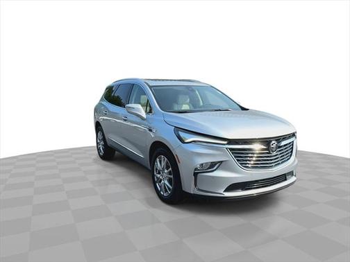 2022 Buick Enclave AWD Essence