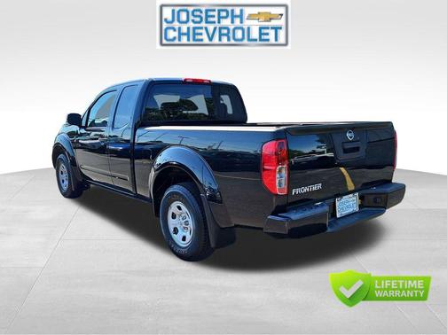 Magnetic Black Pearl 2019 Nissan Frontier S