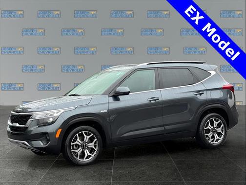 2023 Kia Seltos EX