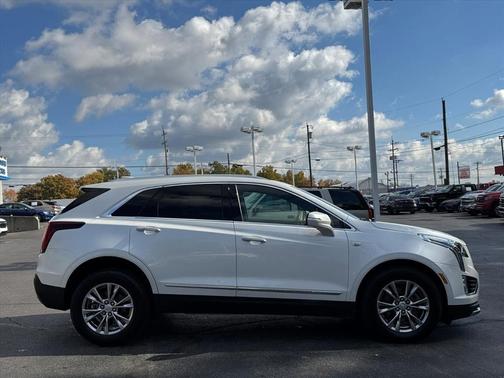 2022 Cadillac XT5 Premium Luxury