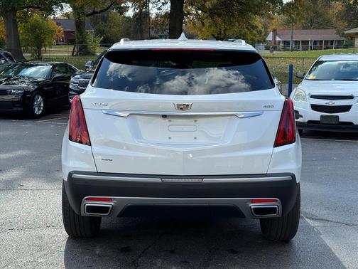 2022 Cadillac XT5 Premium Luxury