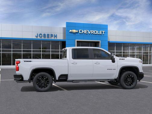 Summit White 2026 Chevrolet Silverado 2500 LT