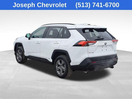 2024 Toyota RAV4 Hybrid XLE