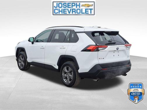 2024 Toyota RAV4 Hybrid XLE