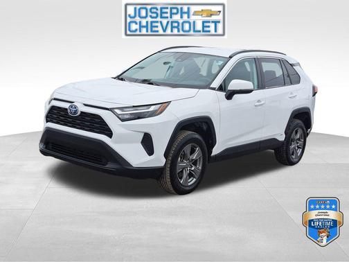 2024 Toyota RAV4 Hybrid XLE