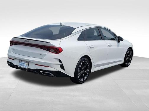 Glacial White Pearl 2024 Kia K5 GT-Line