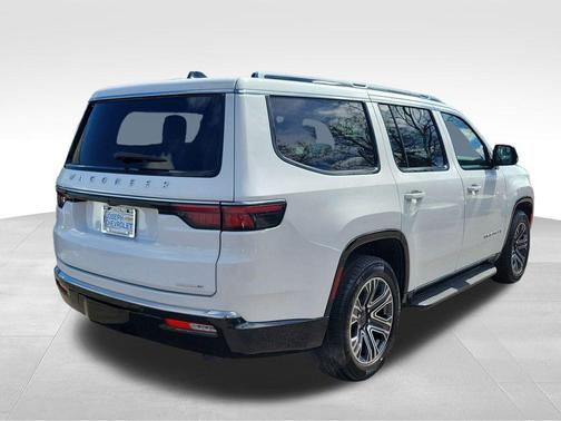 Bright White Clearcoat 2024 Jeep Wagoneer Series II 4x4