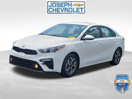 Clear White 2021 Kia Forte LXS