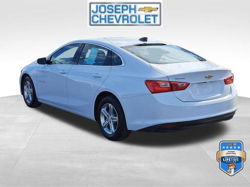 2022 Chevrolet Malibu 1LS