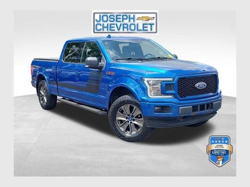 LIGHTNING BLUE 2018 Ford F-150 XLT