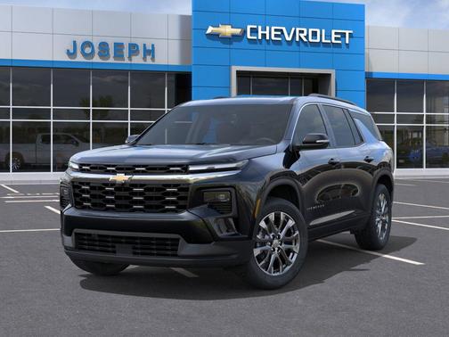 Mosaic Black Metallic 2026 Chevrolet Traverse LT