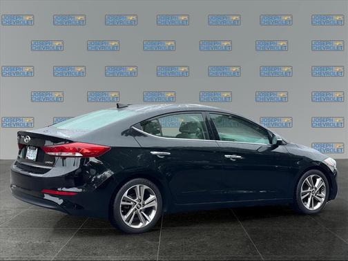 2017 Hyundai ELANTRA Limited