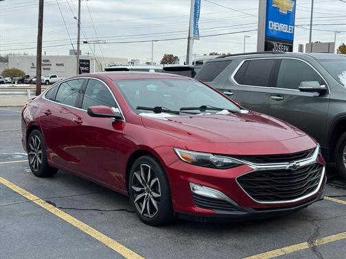 2021 Chevrolet Malibu FWD RS