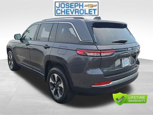 Baltic Gray Metallic Clearcoat 2024 Jeep Grand Cherokee 4xe Base